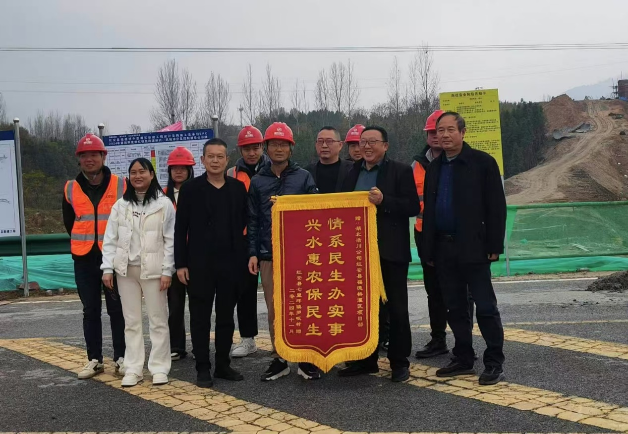 ���Ī��\�T��Ʒ�����ոж�ٛ�\��